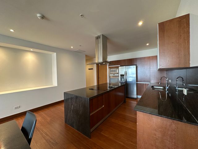 Venta de Apartamento en Frente de La Sabana — photo 16 of 19