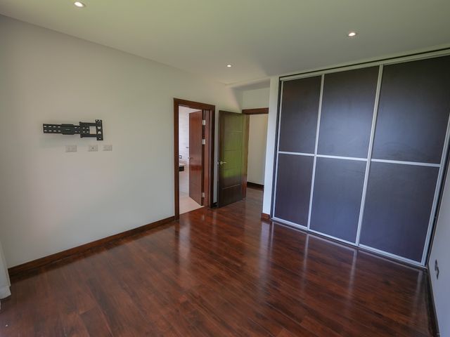 Venta y Alquiler de Residencia de Lujo en Condominio Montaña del Sol — photo 2 of 21
