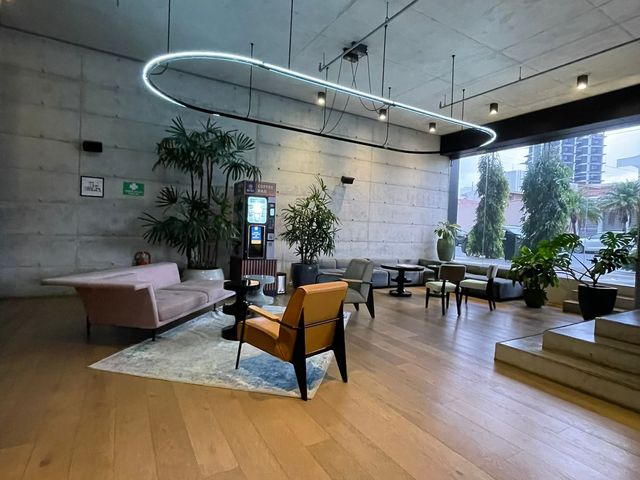 Alquiler de Apartamento con Línea Blanca en Cosmopolitan Tower — photo 8 of 9