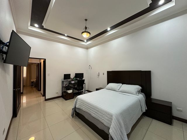 Venta de Casa en Condominio en Sabanilla Montes de Oca — photo 5 of 17
