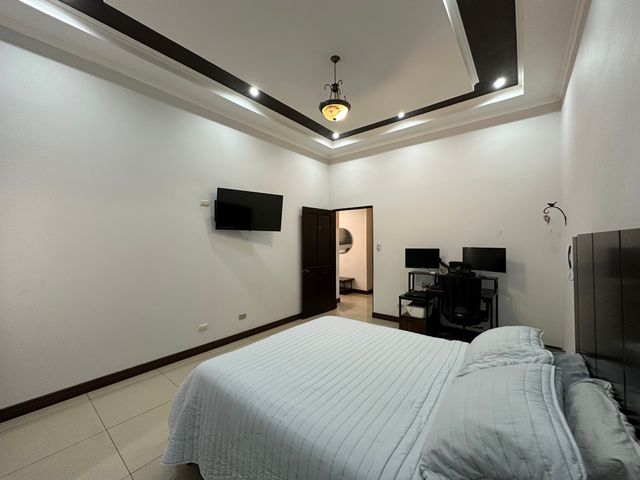 Venta de Casa en Condominio en Sabanilla Montes de Oca — photo 15 of 17