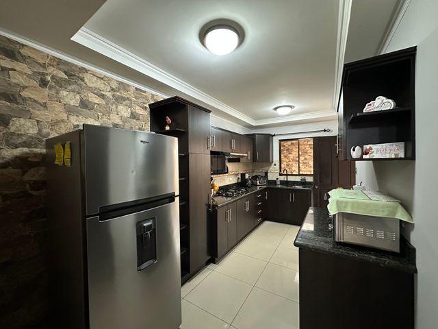 Venta de Casa en Condominio en Sabanilla Montes de Oca — photo 11 of 17
