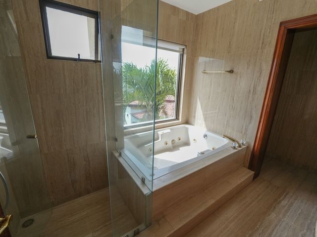 Alquiler de Apartamento de Lujo en Primera Planta en Villa Real Santa Ana — photo 5 of 16