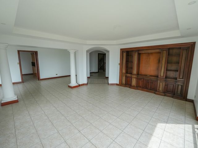 Alquiler de Apartamento de Lujo en Primera Planta en Villa Real Santa Ana — photo 12 of 16