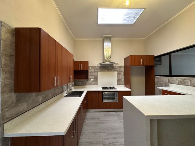 Rohrmoser La Favorita | Casa con Uso de Suelo Mixto | 5 Parqueos — photo 13 of 20