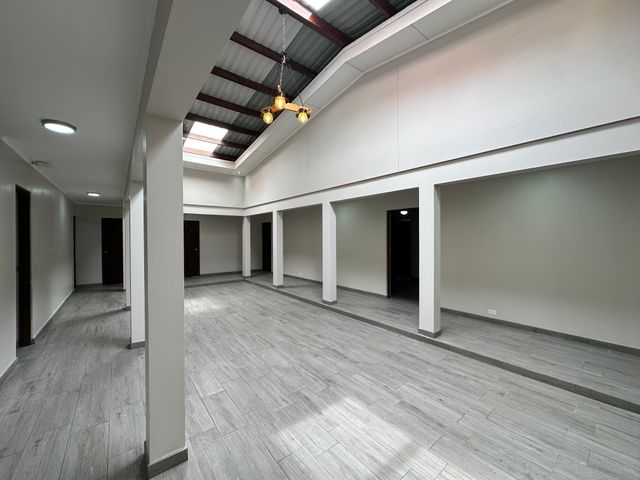 Rohrmoser La Favorita | Casa con Uso de Suelo Mixto | 5 Parqueos — photo 15 of 20