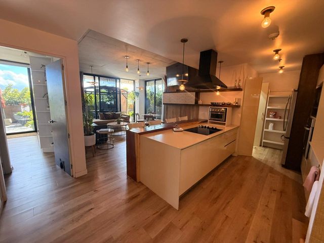 Escazú Village | Terraza Privada de 74 m² | Apartamento Esquinero — photo 9 of 19