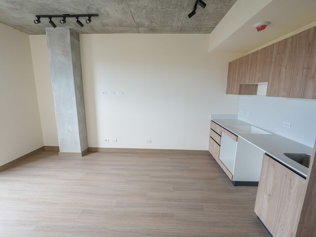 Jane Nunciatura | Torre Boutique | Línea Blanca | 1 Habitación — photo 4 of 20