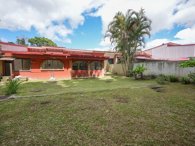Casa Independiente | Guayabos | 3 Habitaciones | 4 Parqueos — photo 10 of 20