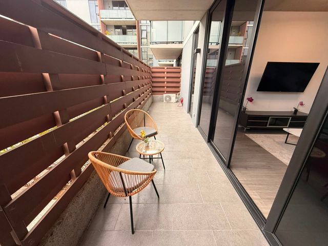 Escazú Village | Amueblado | Terraza con Acceso a Piscina | 1 Habitación — photo 7 of 15