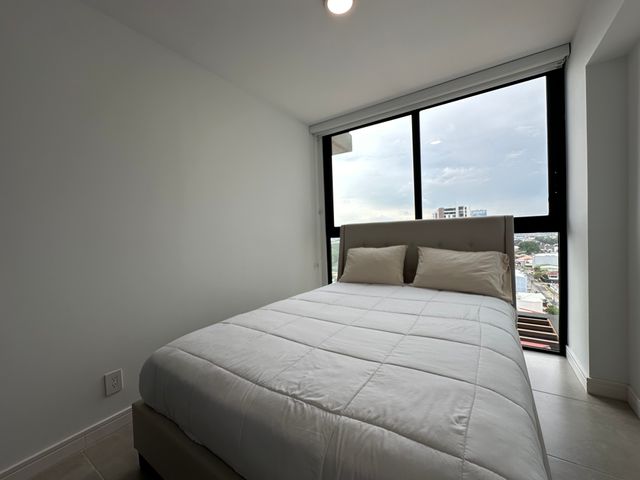 Sky Garden Nunciatura | Vista Oeste | Amueblado | Piso 12 | 2 Habitaciones — photo 16 of 18