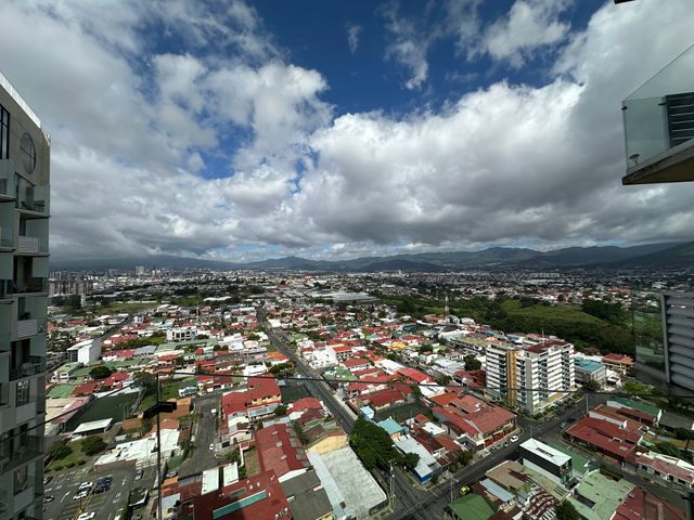 Secrt Sabana | Amueblado | Piso 28 | Vista Panorámica — photo 7 of 15