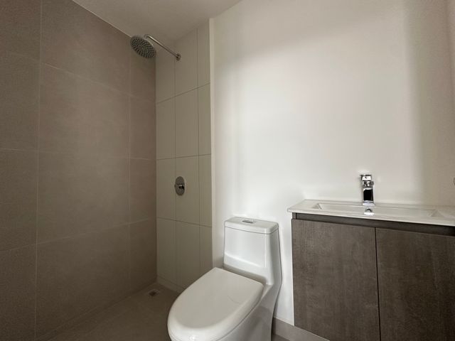 SkyHouse | Precio de Oportunidad | Piso 10 | 2 Habitaciones — photo 6 of 17
