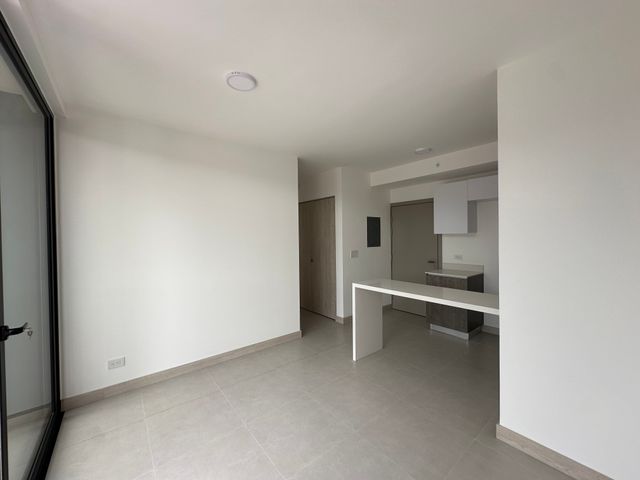 SkyHouse | Precio de Oportunidad | Piso 10 | 2 Habitaciones — photo 3 of 17