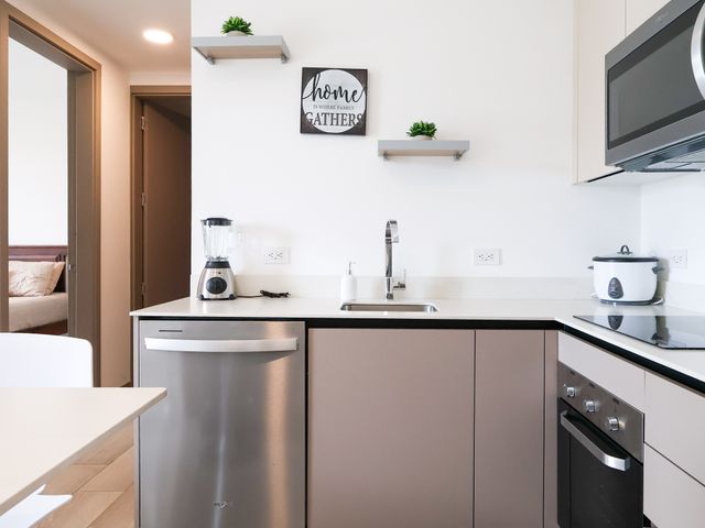 Venta de apartamento totalmente amueblado en Condominio Núcleo Sabana — photo 3 of 15