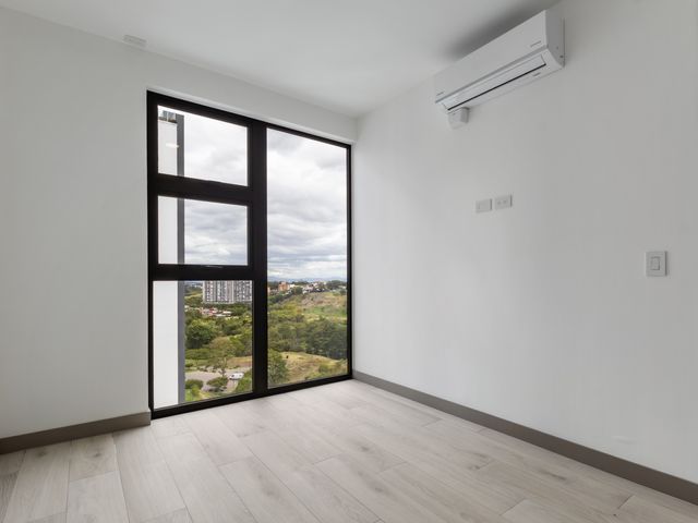 Apartamento para estrenar en condominio Núcleo Sabana — photo 10 of 15