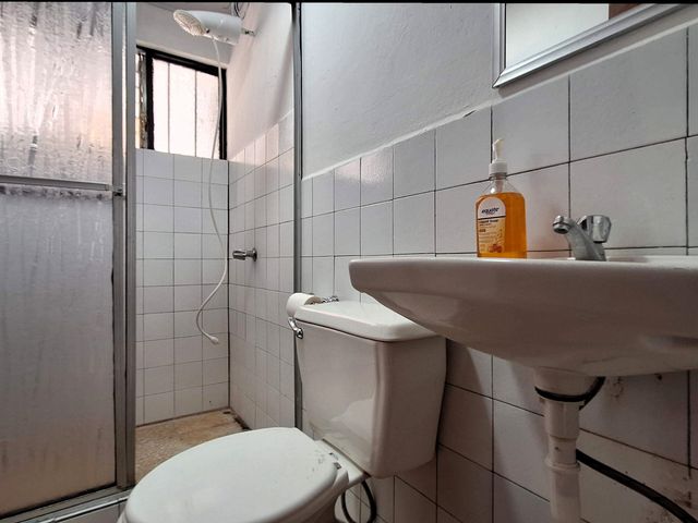 VENTA Casa de un piso con 2 habitaciones — photo 6 of 26