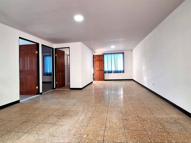 VENTA Casa de un piso con 2 habitaciones — photo 13 of 26