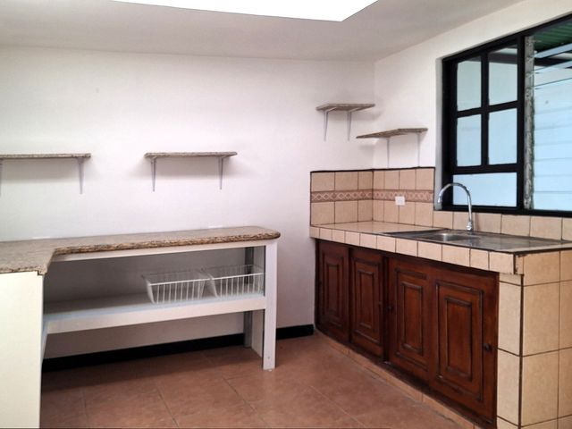 VENTA Casa de un piso con 2 habitaciones — photo 10 of 26