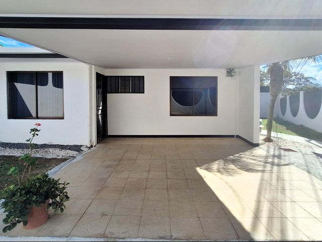 VENTA Casa de un piso con 2 habitaciones — photo 14 of 26