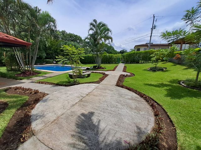 VENTA Lote residencial en condominio La Guácima, Alajuela — photo 1 of 6