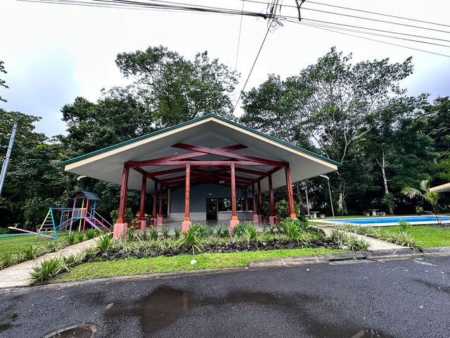 VENTA Lote con vista al volcán, condominio en La Fortuna — photo 14 of 18
