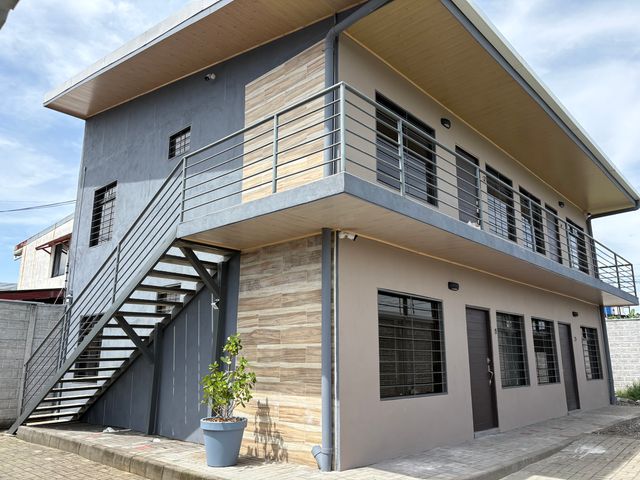 Apartas Guácima 31 — photo 2 of 5