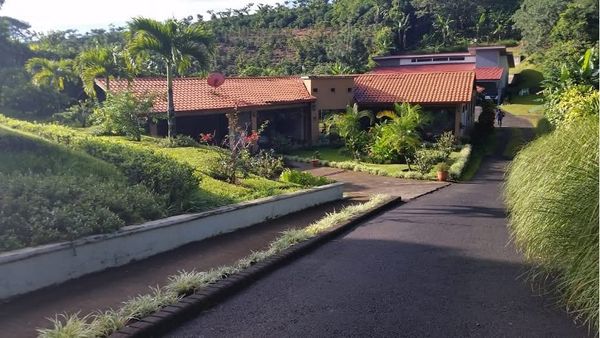 Casa San Miguel de Naranjo, 200m Oeste del Super ByR — photo 1 of 5