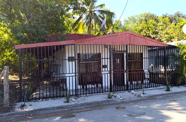 Cabinas en Puerto Thiel, Guanacaste Province, Puerto Thiel, Costa Rica — photo 1 of 5