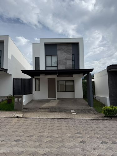 Casa Condominio Santa Ana Boulevard, Condominio Santa Ana Boulevard, Calle Lindora, San José Province, Santa Ana, Costa Rica — photo 1 of 5