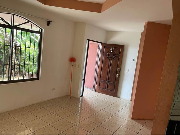 Venta de casa en las Juntas de Pacuar Pérez Zeledón, San José, Costa Rica — foto 2 de 5