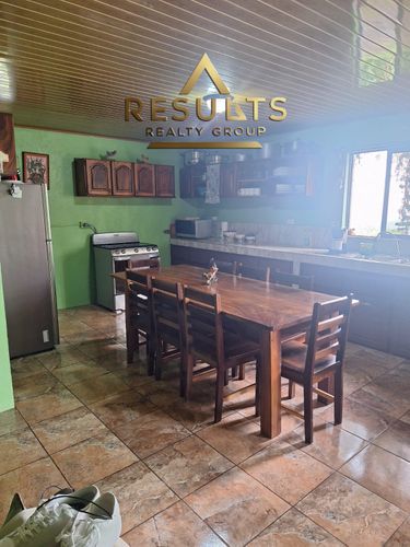 LARGE PROPERTY WITH 3 HOMES IN SARCHÍ, Alajuela Province, Sarchi, Costa Rica — photo 4 of 5
