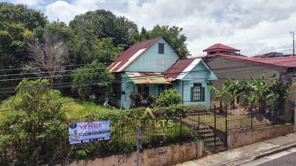 1,186 m2 Commercial Lot close to the CENTRAL PARK!, Alajuela Province, Grecia, Costa Rica — foto 4 de 4