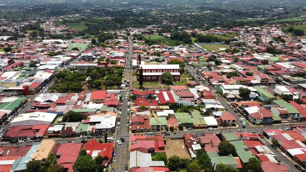 1,186 m2 Commercial Lot close to the CENTRAL PARK!, Alajuela Province, Grecia, Costa Rica — foto 3 de 4
