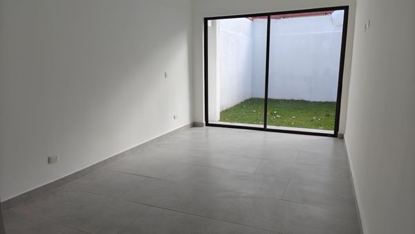 Boulevard Rohrmoser, Avenida 31, San José, San José, Costa Rica — photo 4 of 5