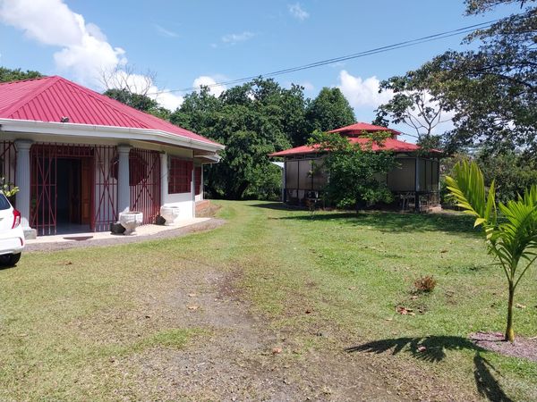 Casa con Terreno de 5.000m2 en Guápiles, Guápiles, Limón Province, Pococí, Costa Rica — photo 3 of 5
