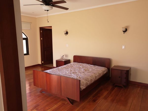 Lujoso Townhouse en Cariari con Vista al Golf 340m2 Amueblado y Equipado, Heredia Province, Belén, Cariari, Costa Rica — photo 2 of 5