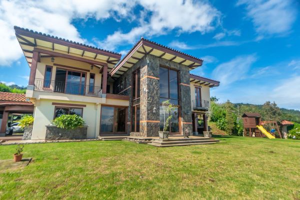 Exclusiva Quinta Ecuestre con Vistas Panorámicas en Bebedero de Escazú, San José Province, San Antonio, Bebedero, Costa Rica — foto 4 de 5
