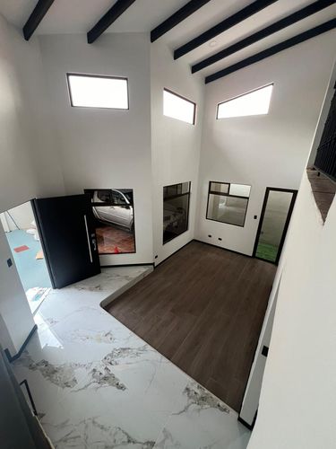 Moderna y Amplia Casa 3 Habitaciones en Urbanización Baviera en Alajuela, Parque Urbanización Baviera, Alajuela Province, Alajuela, El Carmen, Costa Rica — photo 1 of 5