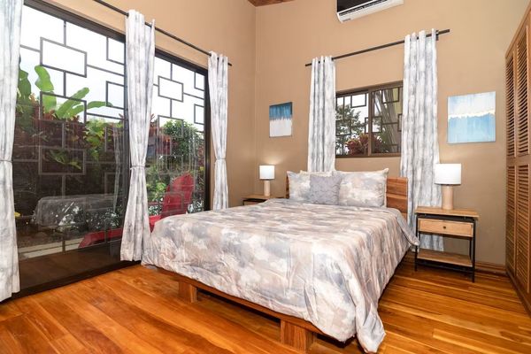 La Mejor Inversión en Costa Rica: Airbnb Business con Arenal Volcano View, Alajuela Province, La Fortuna, Costa Rica — photo 2 of 5