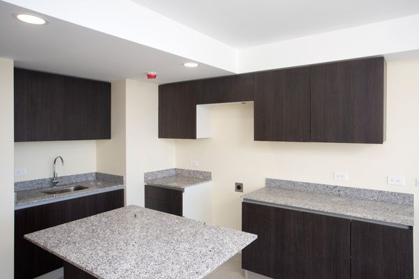 Moderno Apartamento en Piso 14 – Torres Los Yoses (Vistas al Sur), San José Province, San Pedro, Los Yoses, Costa Rica — photo 4 of 5