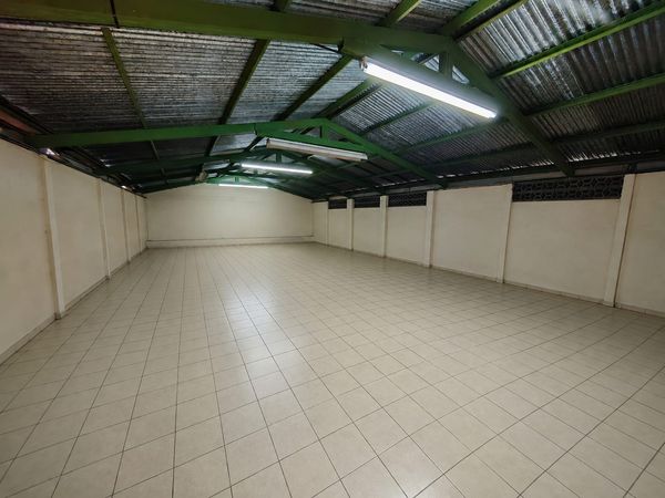 Venta de propiedad con una Bodega, ideal para desarrollo de apartamentos, San Antonio de Coronado, Patalillo, San José Province, Vásquez de Coronado, Costa Rica — photo 3 of 5