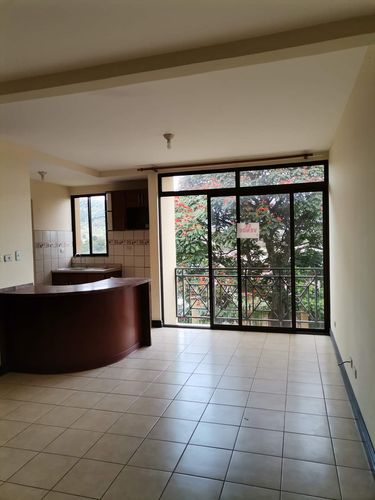 Venta de apartamento en 2do piso, condominio Torres del Café, San Antonio de Desamparados, Torres del Café, San José Province, San Antonio, Costa Rica — photo 3 of 5
