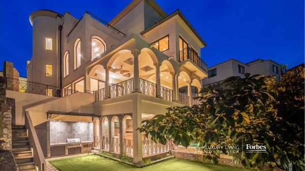 21350 - Luxury home, Cerro Real with private pool and four bedrooms, Cerro Real, San José Province, San Rafael de Escazú, Costa Rica — photo 1 of 5