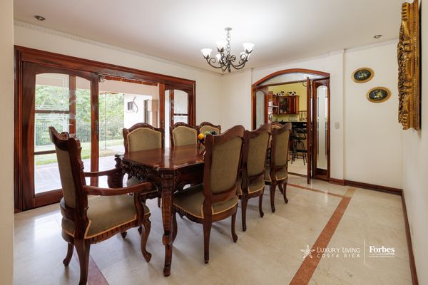 21352 - Family Residence: Security and Strategic Location, Altamonte, Granadilla, San José, Costa Rica — photo 2 of 5