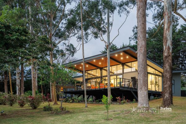 21373 - Contemporary Forest Villa | San Rafael de Heredia Residence, Heredia Province, San Rafael, Costa Rica — photo 1 of 5