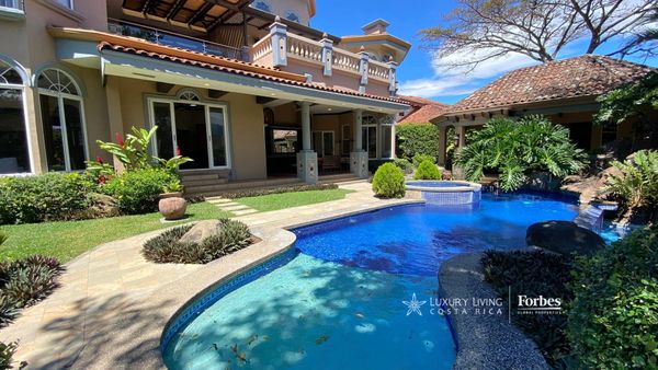 21375 - Luxury Home in Valle del Sol with 4 Bedrooms, San José Province, Pozos, Valle del Sol, Costa Rica — photo 5 of 5