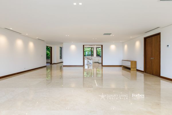 19245 - Spacious luxury apartment for rent or sale in Monteplata, Condominio Monte Plata, San José Province, San Rafael de Escazú, Costa Rica — photo 4 of 5