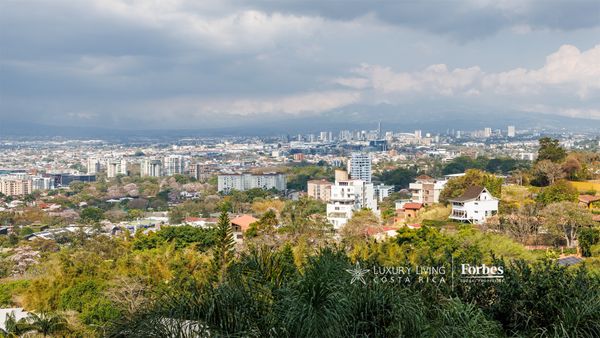 21230 - Luxury 439 m² Apartment with Views and Private Elevator, Valle de Tamarindo, San José Province, San Rafael de Escazú, Costa Rica — photo 5 of 5