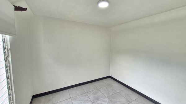 Apartamento en Venta Curridabat centro, Curridabat, San José, Costa Rica — foto 3 de 5